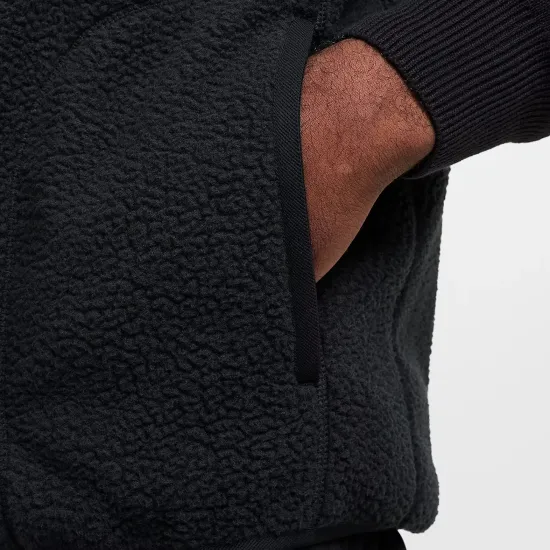 Жилетка Nike Sportswear Club Winterized Vest FZ0894-010