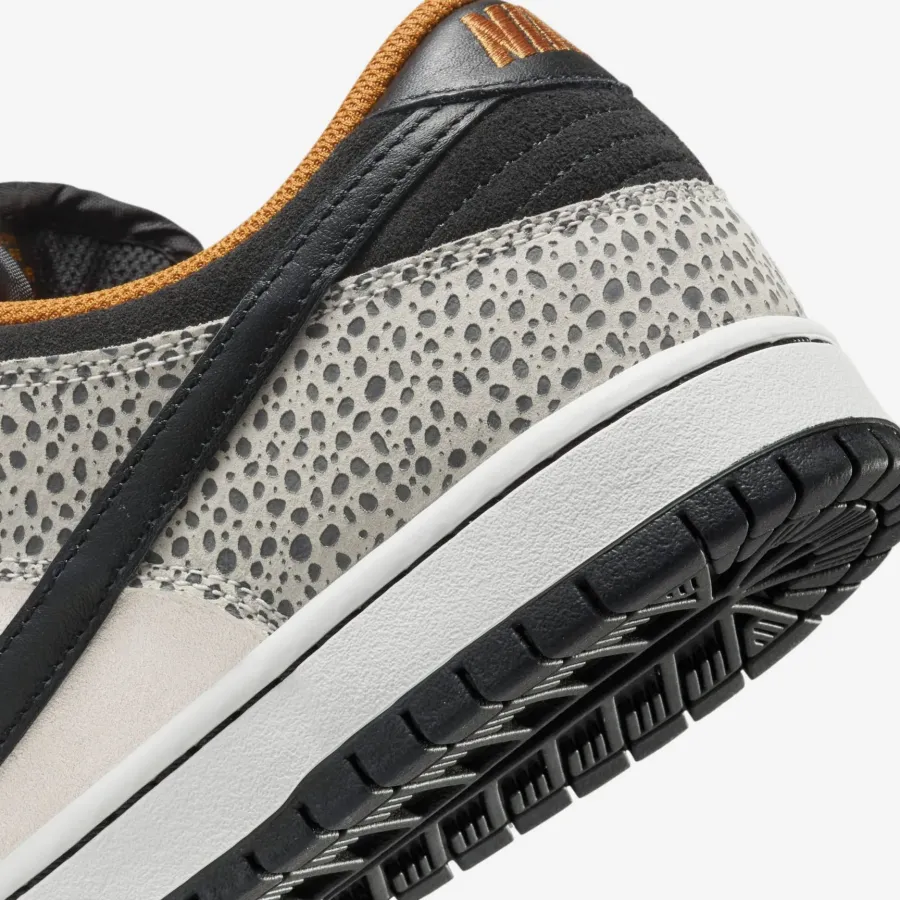Кросівки Nike SB Dunk Low FZ1233-002