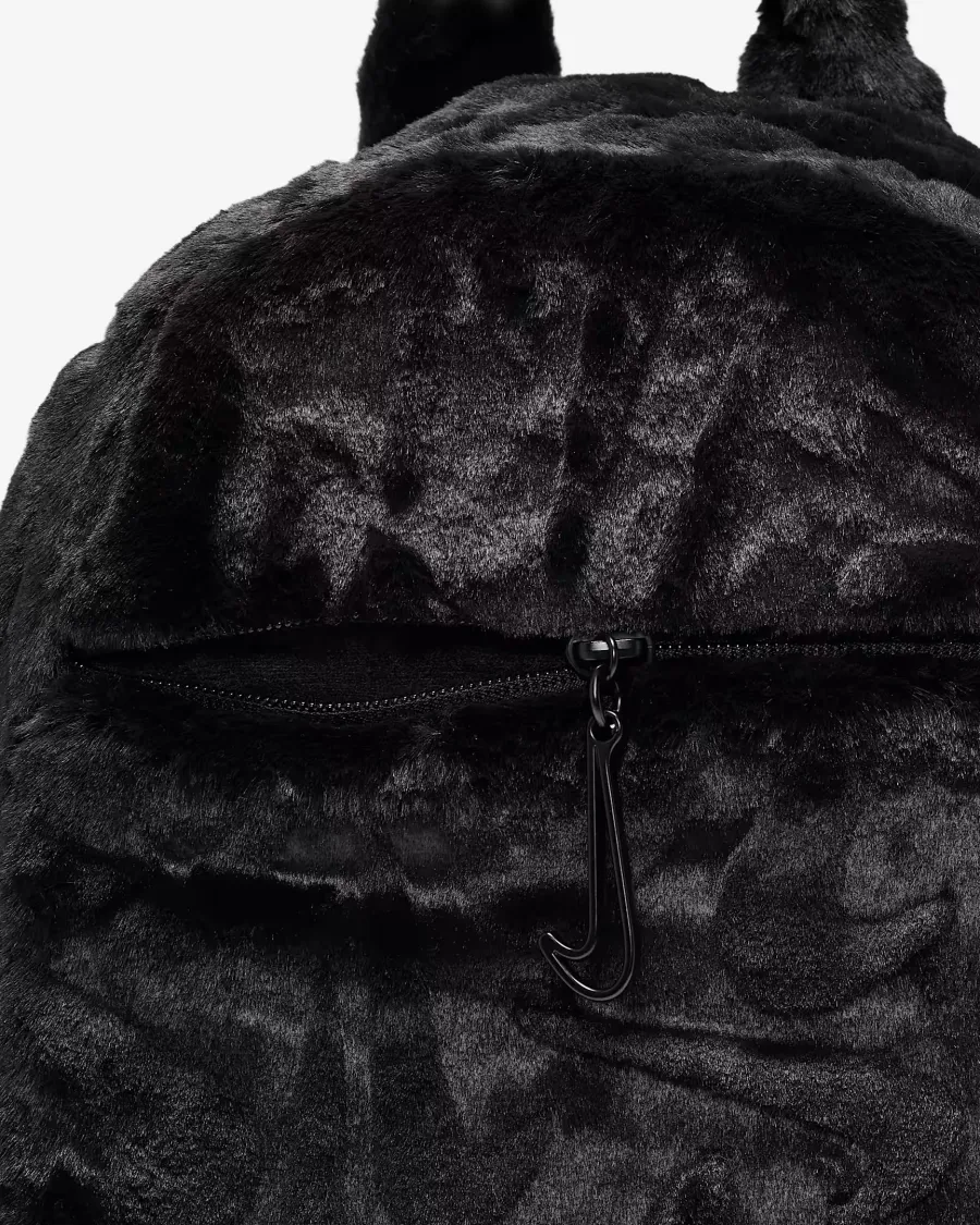 Рюкзак Nike Sportswear Futura Faux Fur Mini Backpack FZ1328-010