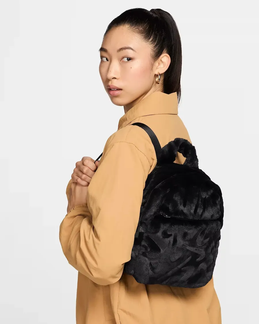 Рюкзак Nike Sportswear Futura Faux Fur Mini Backpack FZ1328-010