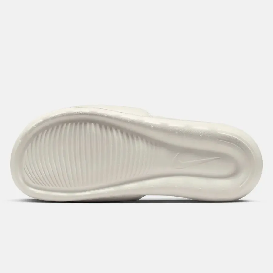 Тапочки Nike Victori One FZ1394-100