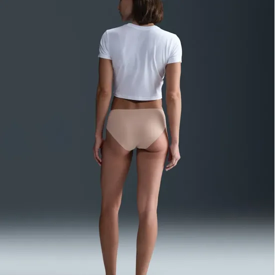 Труси Nike Leak Protection Period FZ1469-207