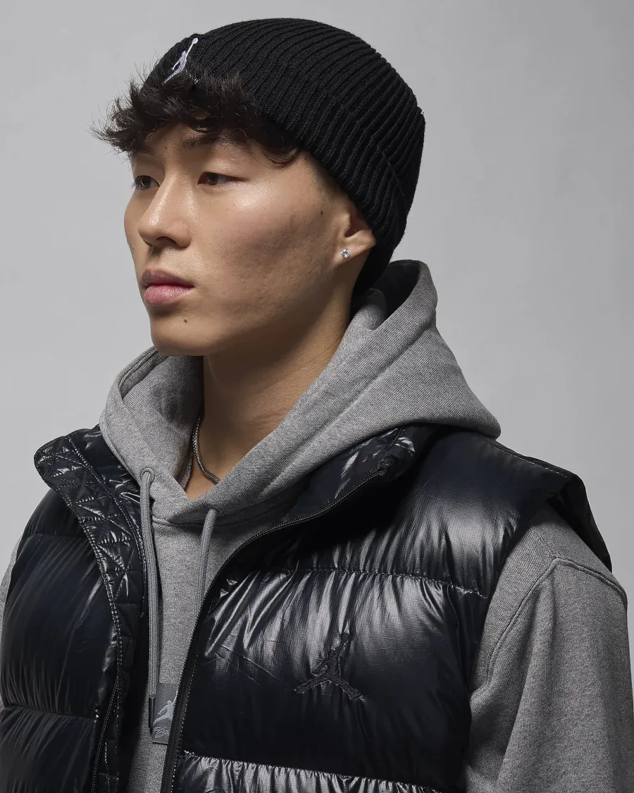 Шапка Nike Air Jordan Terra Beanie FZ2055-010
