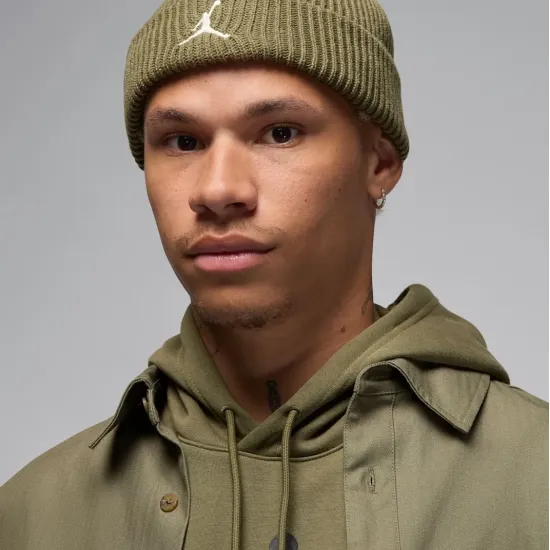 Шапка Nike Air Jordan Terra Beanie FZ2055-222