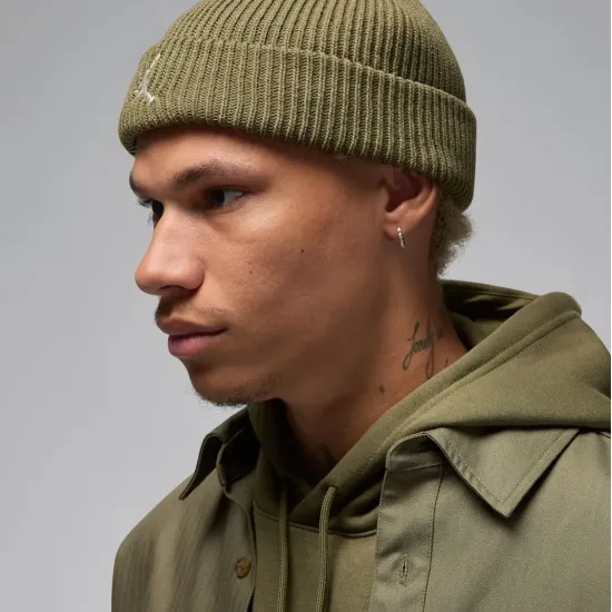 Шапка Nike Air Jordan Terra Beanie FZ2055-222
