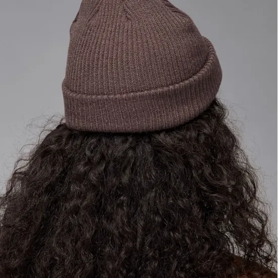 Шапка Nike Air Jordan Terra Beanie FZ2055-237