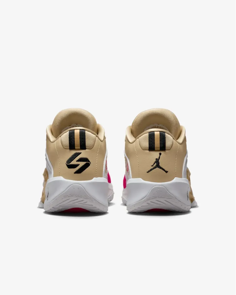 Кросівки Nike Air Jordan Luka 3 SE FZ2464-100