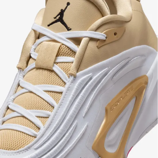 Кросівки Nike Air Jordan Luka 3 SE FZ2464-100