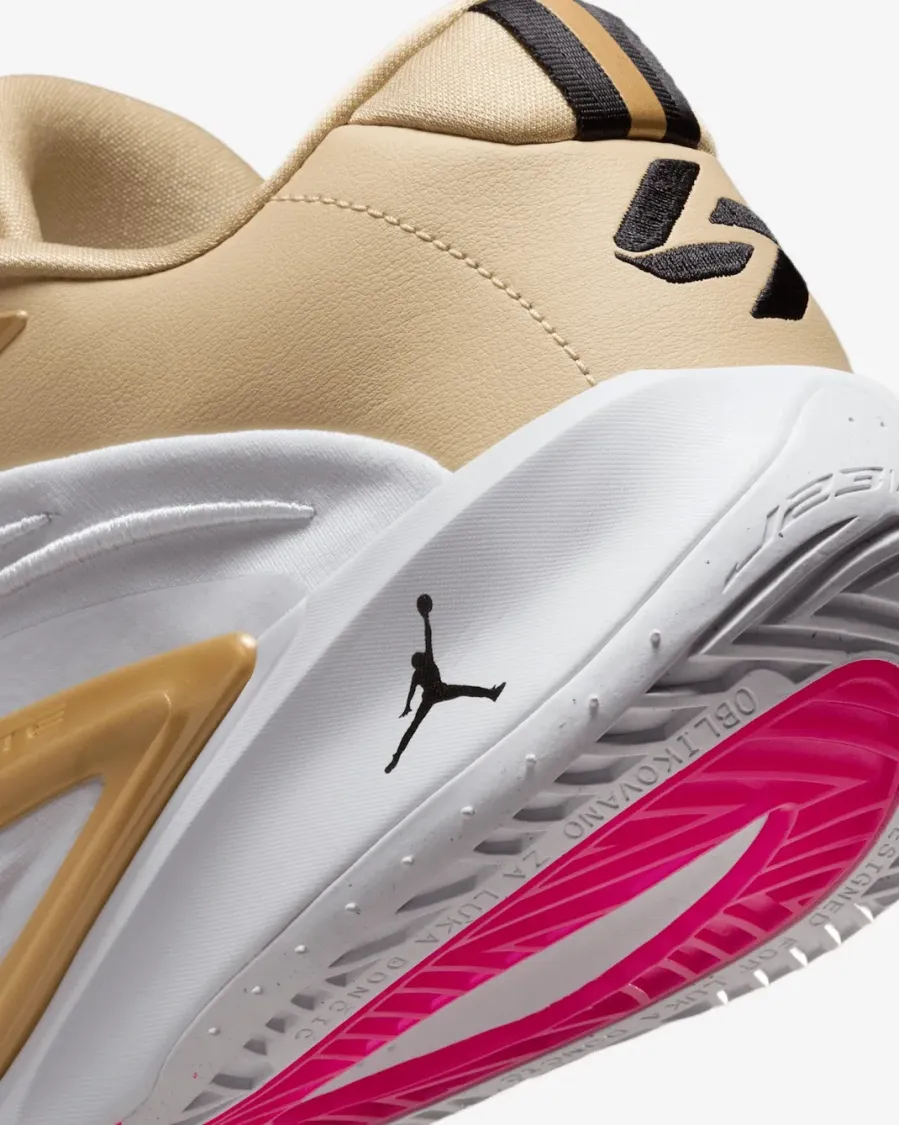 Кросівки Nike Air Jordan Luka 3 SE FZ2464-100