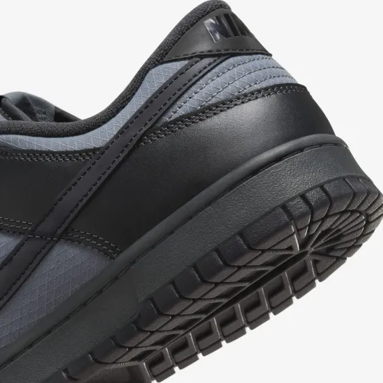 Кросівки Nike Dunk Low Retro SE Winterized FZ3052-001