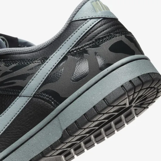 Кросівки Nike Dunk Low Berlin FZ3053-001
