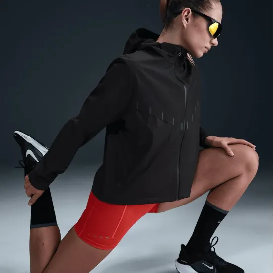 Куртка Nike AeroSwift Aerogami Storm-FIT Running FZ3396-010