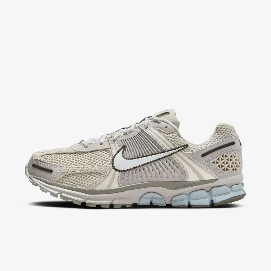 Кросівки Nike Air Zoom Vomero 5 FZ3653-104