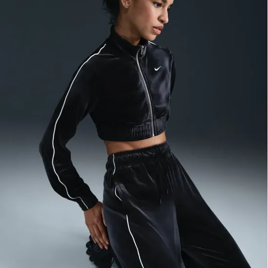 Кофта Nike Sportswear Collection Cropped Velour Full-Zip Top FZ3679-010