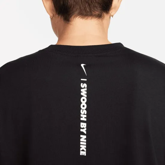 Футболка Nike Sportswear FZ4634-010