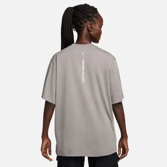 Футболка Nike Sportswear FZ4634-029