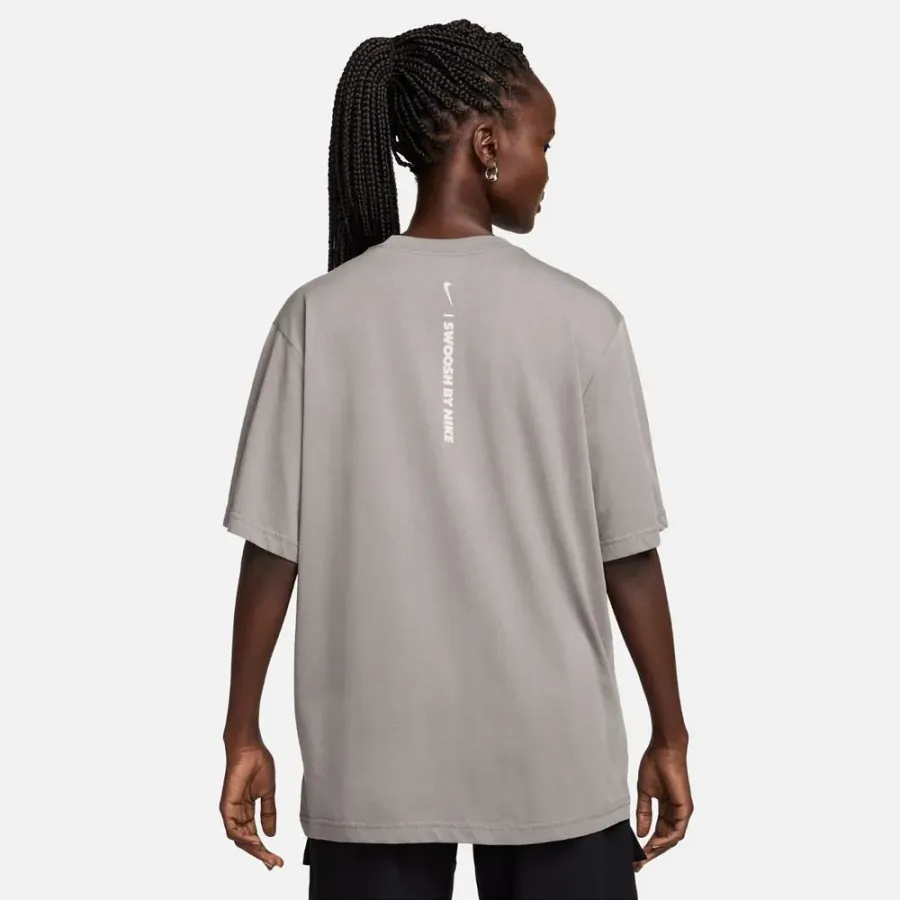 Футболка Nike Sportswear FZ4634-029