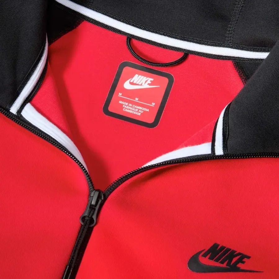 Костюм Nike Sportswear Tech Fleece Windrunner FZ4709-100_FZ4710-657