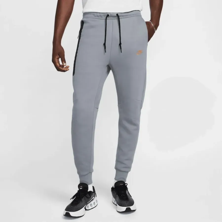 Штани Nike Sportswear Tech Fleece Joggers FZ4710-065
