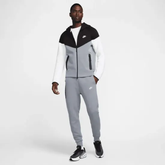 Штани Nike Sportswear Tech Fleece Joggers FZ4710-065