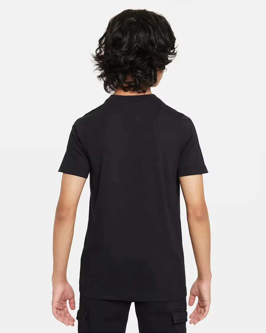 Футболка Nike Sportswear Graphic FZ4714-010
