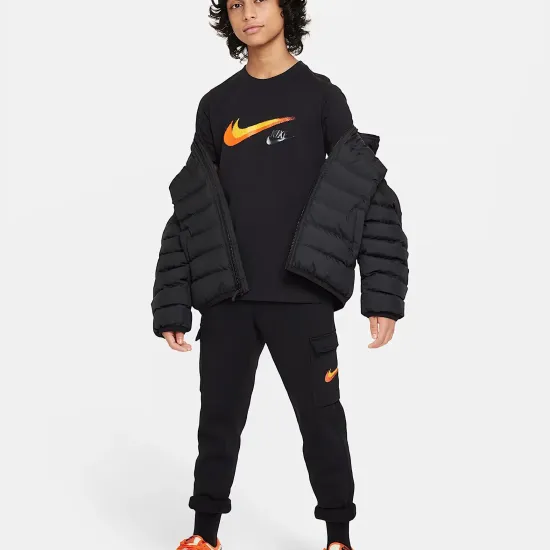 Футболка Nike Sportswear Graphic FZ4714-010