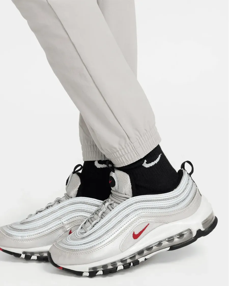Штани Nike Sportswear City Utility Cargo FZ4904-009