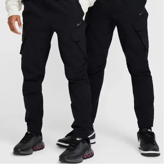 Костюм Nike Sportswear City Utility FZ4905-010_FZ4904-010