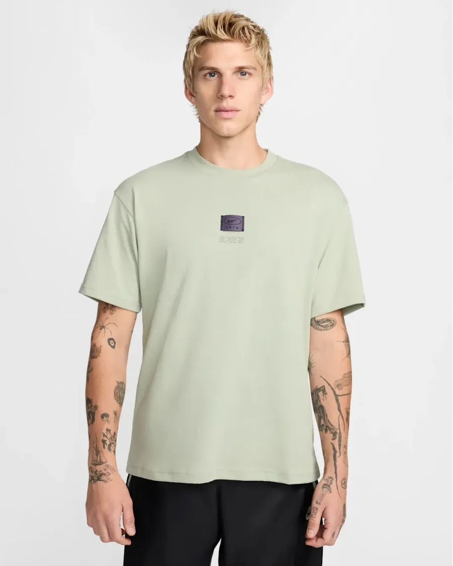 Футболка Nike Sportswear Max90 Tee FZ5392-370