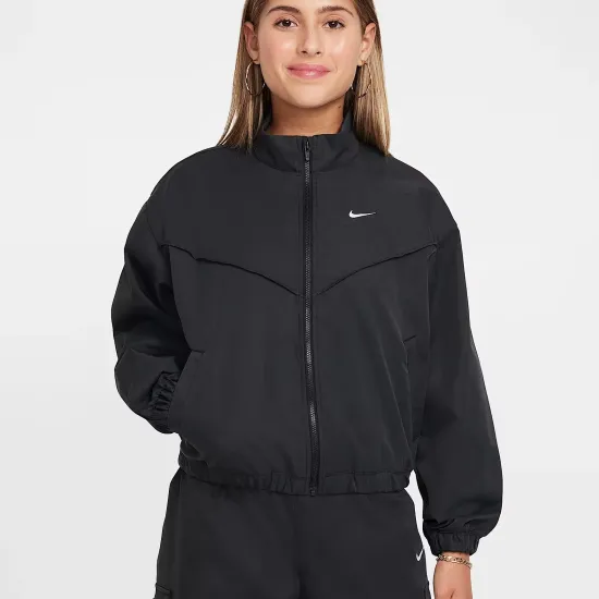 Куртка Nike Sportswear Lightweight FZ5557-010