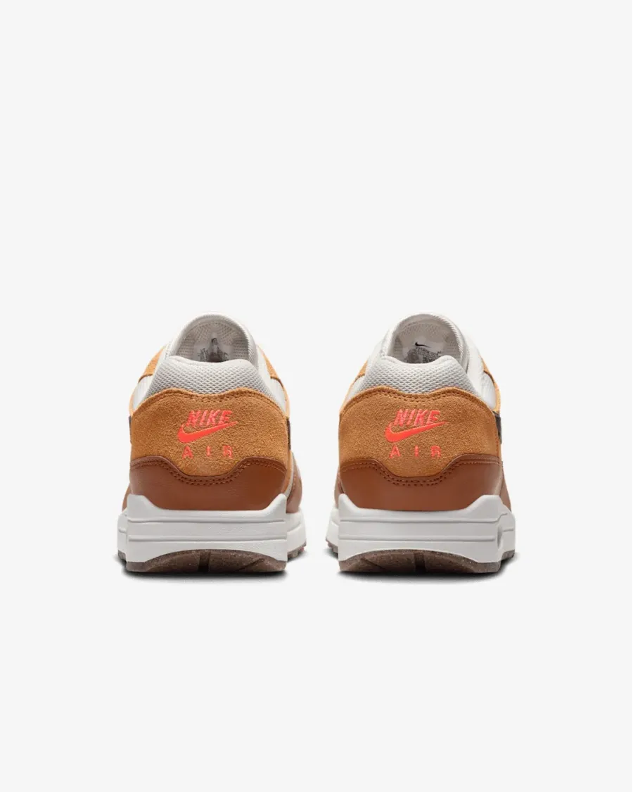 Кросівки Nike Air Max 1 Essential FZ5808-004