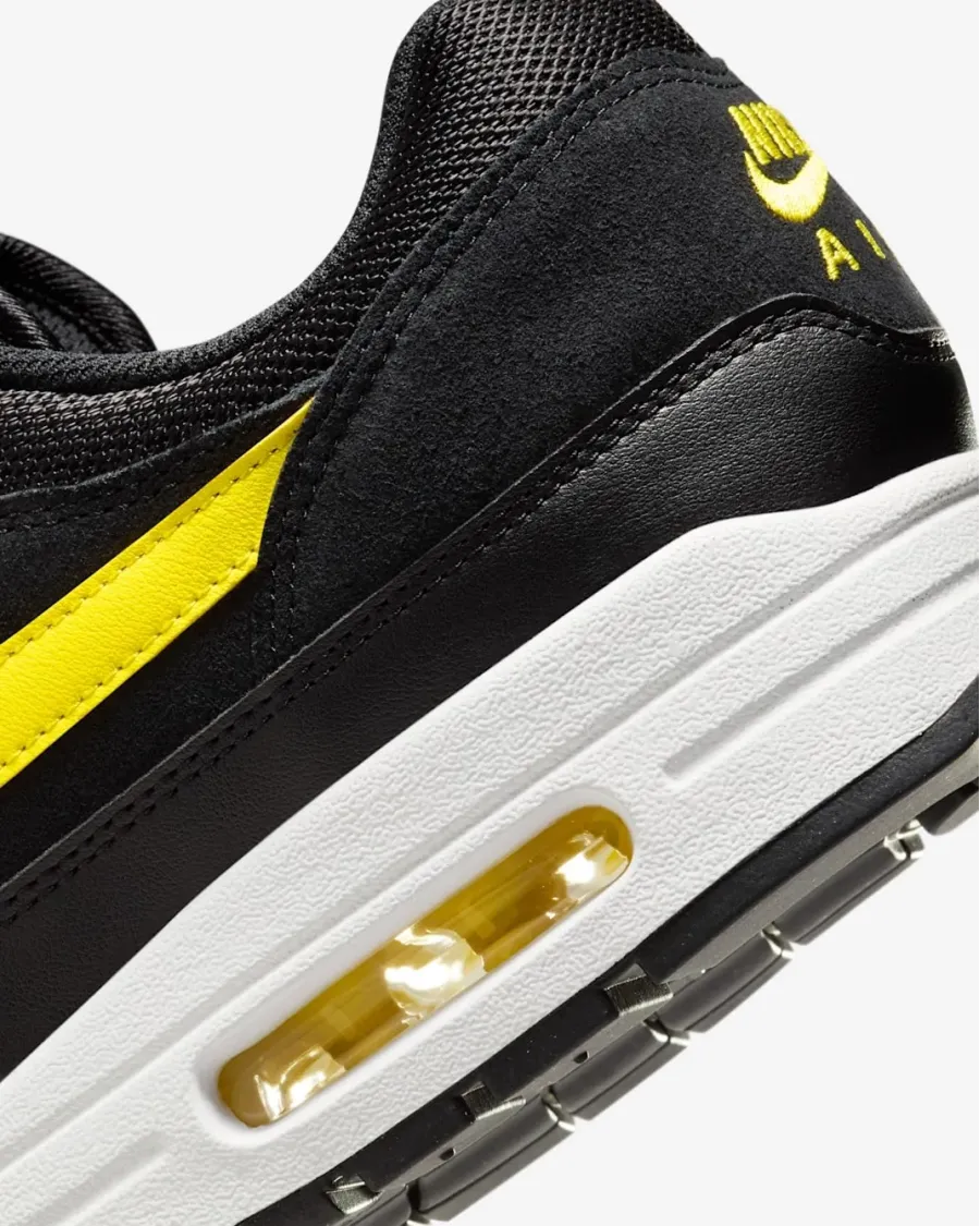 Кросівки Nike Air Max 1 Essential FZ5808-005