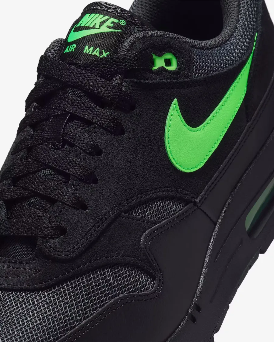 Кросівки Nike Air Max 1 Essential FZ5808-012