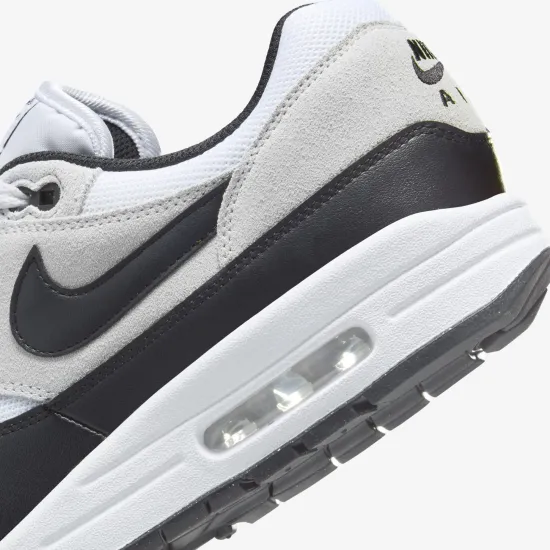 Кросівки Nike Air Max 1 Essential FZ5808-102