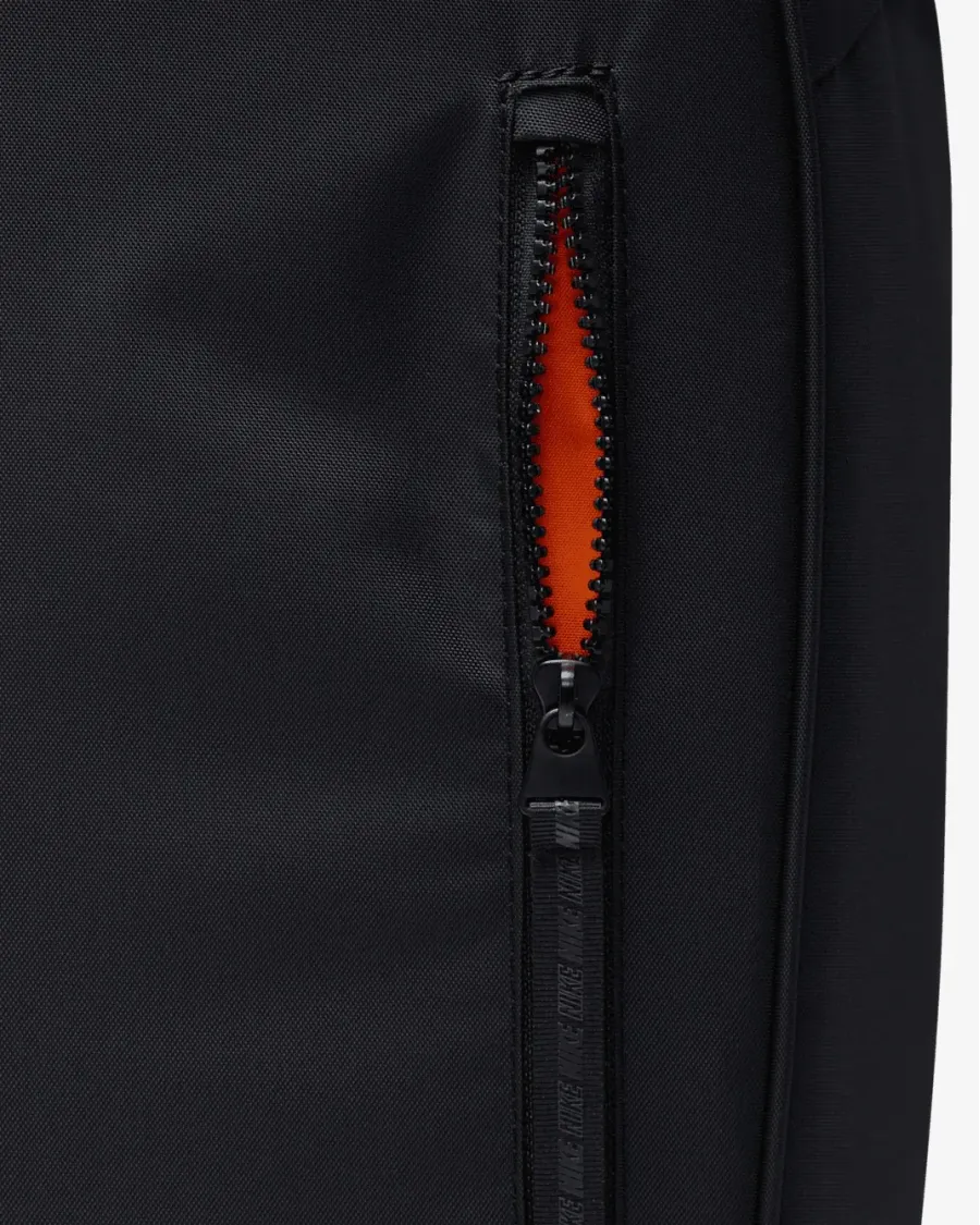 Рюкзак Nike Sportswear Commute FZ6128-011