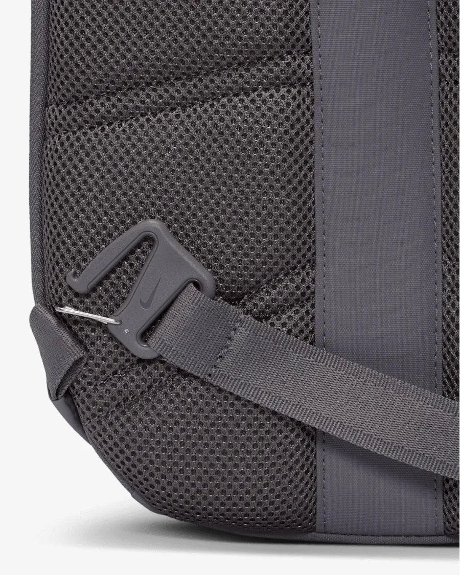 Сумка Nike Sportswear Commute Sling FZ6132-015