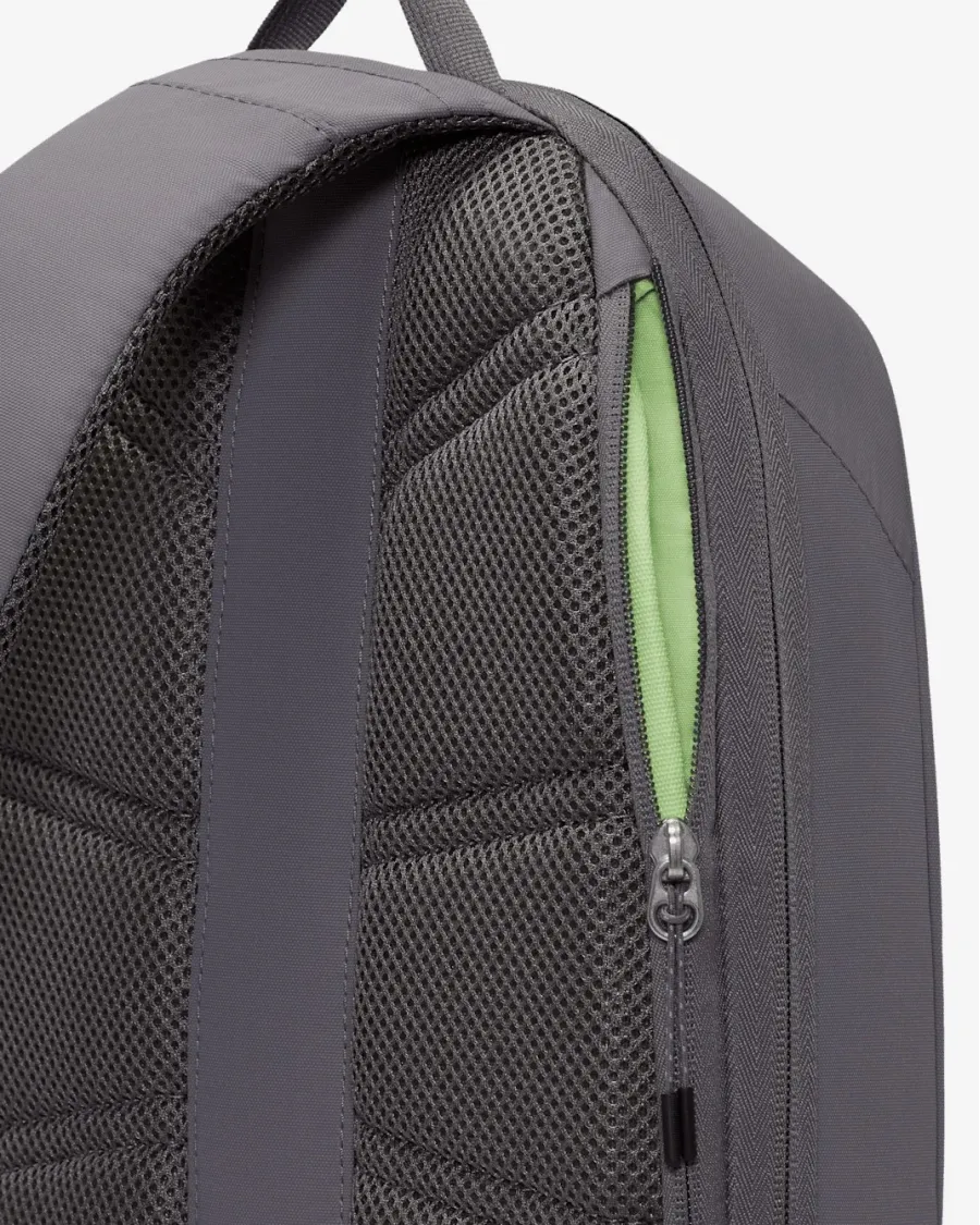 Сумка Nike Sportswear Commute Sling FZ6132-015