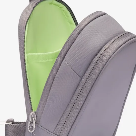 Сумка Nike Sportswear Commute Crossbody FZ6133-015
