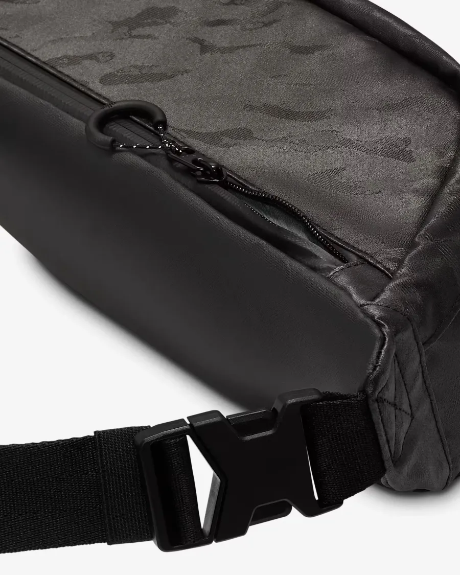 Сумка Nike Pro Storm-Fit Adv Cross-Body FZ6370-010