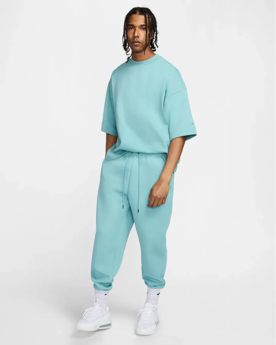 Спортивні штани Nike Sportswear Tech Fleece Pant FZ7593-464