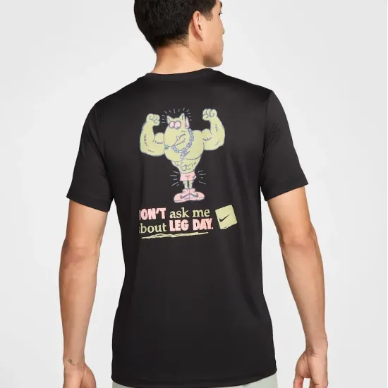 Футболка Nike Dri-FIT Fitness FZ8044-010