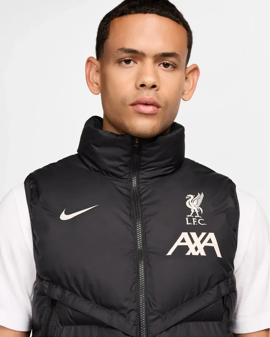 Жилетка Nike Liverpool FC Strike Windrunner FZ8774-011