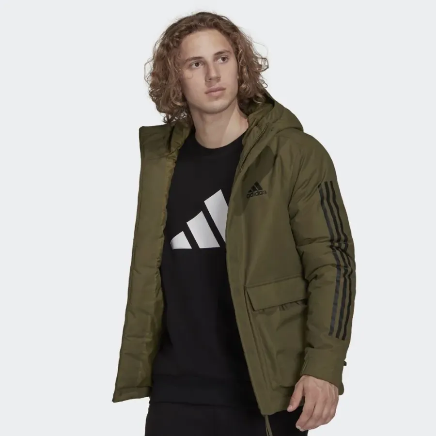 Куртка Adidas Utilitas 3-Stripes Performance GT1691