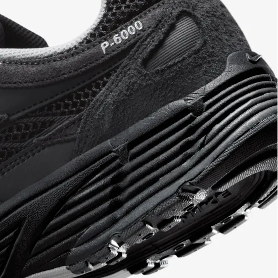 Кросівки Nike P-6000 SE HF0015-002