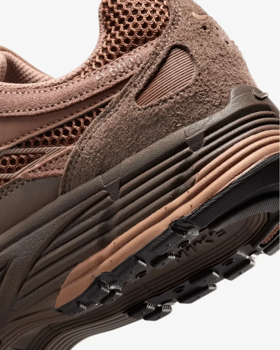 Кросівки Nike P-6000 SE HF0015-205