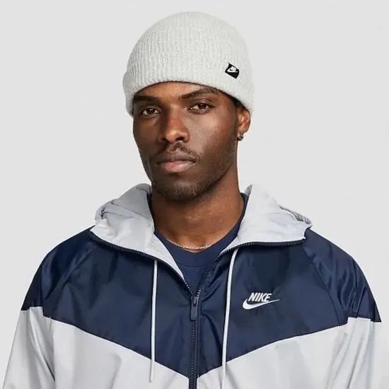 Шапка Nike Terra Futura365 Short-Cuff HF0176-063
