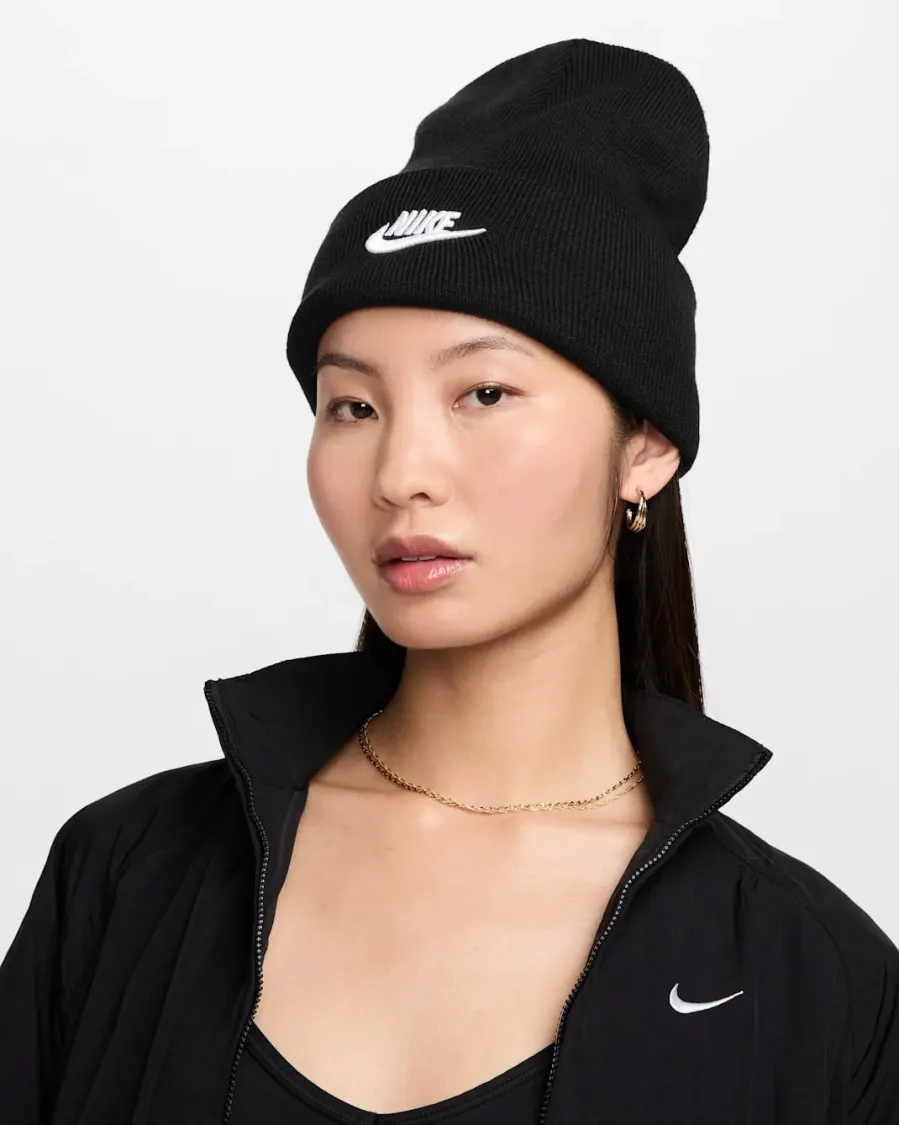 Шапка Nike Peak Tall Cuff Futura Beanie HF0186-010