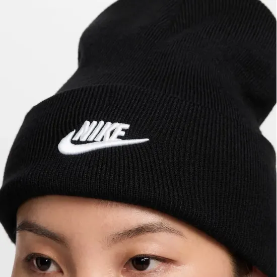 Шапка Nike Peak Tall Cuff Futura Beanie HF0186-010