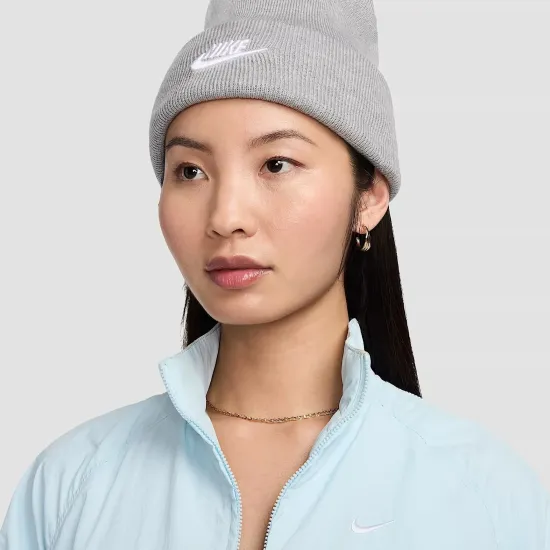 Шапка Nike Peak Tall Cuff Futura Beanie HF0186-063