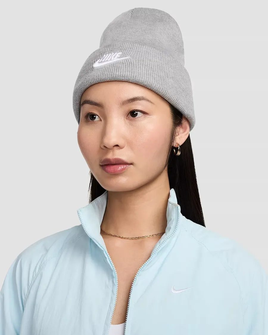 Шапка Nike Peak Tall Cuff Futura Beanie HF0186-063